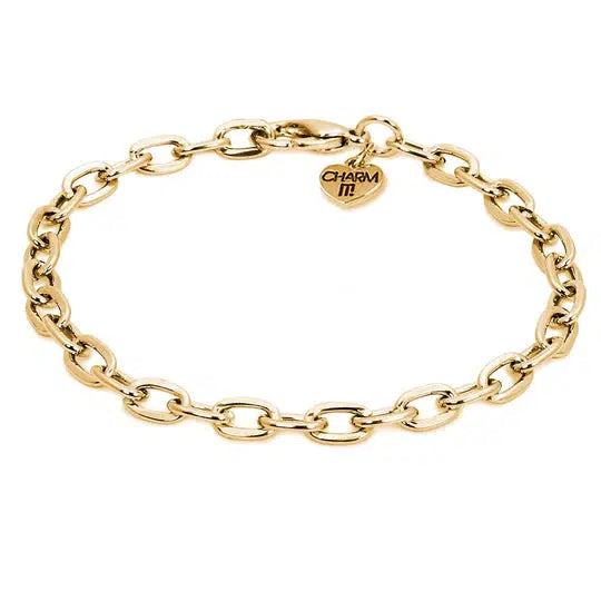 a gold chain bracelet